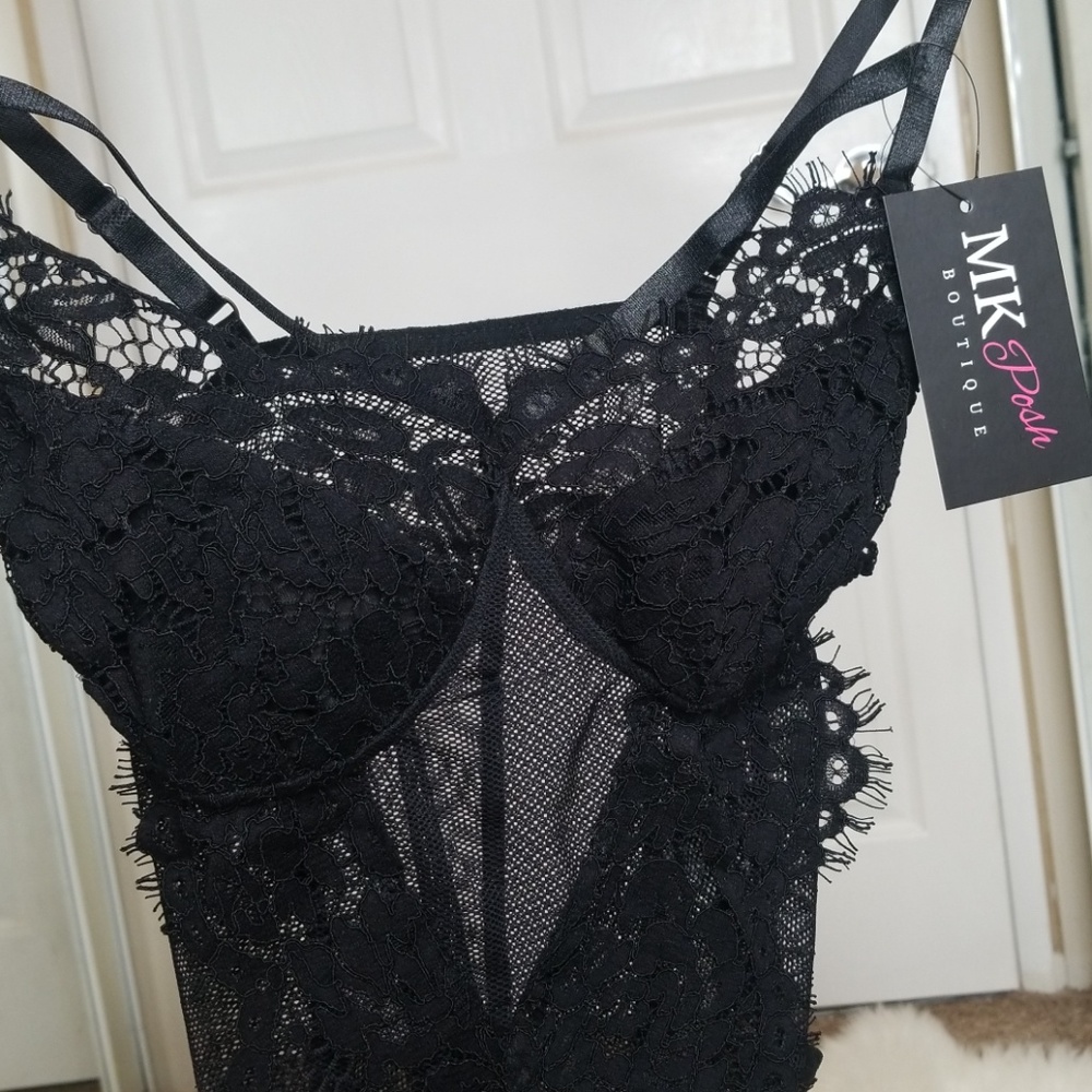 Strappy Mesh Lace Bodysuit in Black - Picture 5 of 7